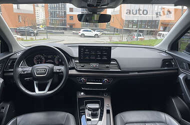 Внедорожник / Кроссовер Audi Q5 2020 в 
