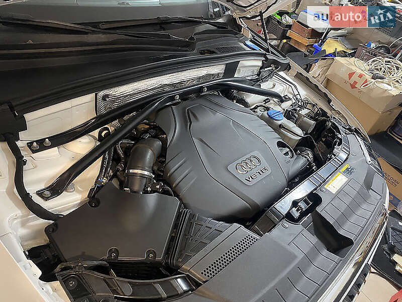 Внедорожник / Кроссовер Audi Q5 2015 в Днепре