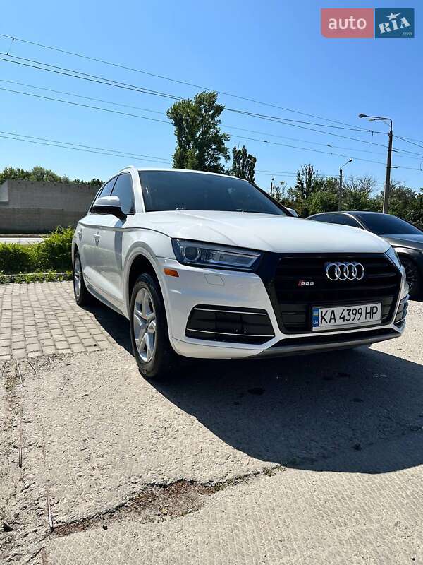Позашляховик / Кросовер Audi Q5 2018 в Харкові