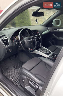 Внедорожник / Кроссовер Audi Q5 2012 в Черновцах