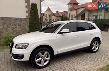 Внедорожник / Кроссовер Audi Q5 2012 в Черновцах