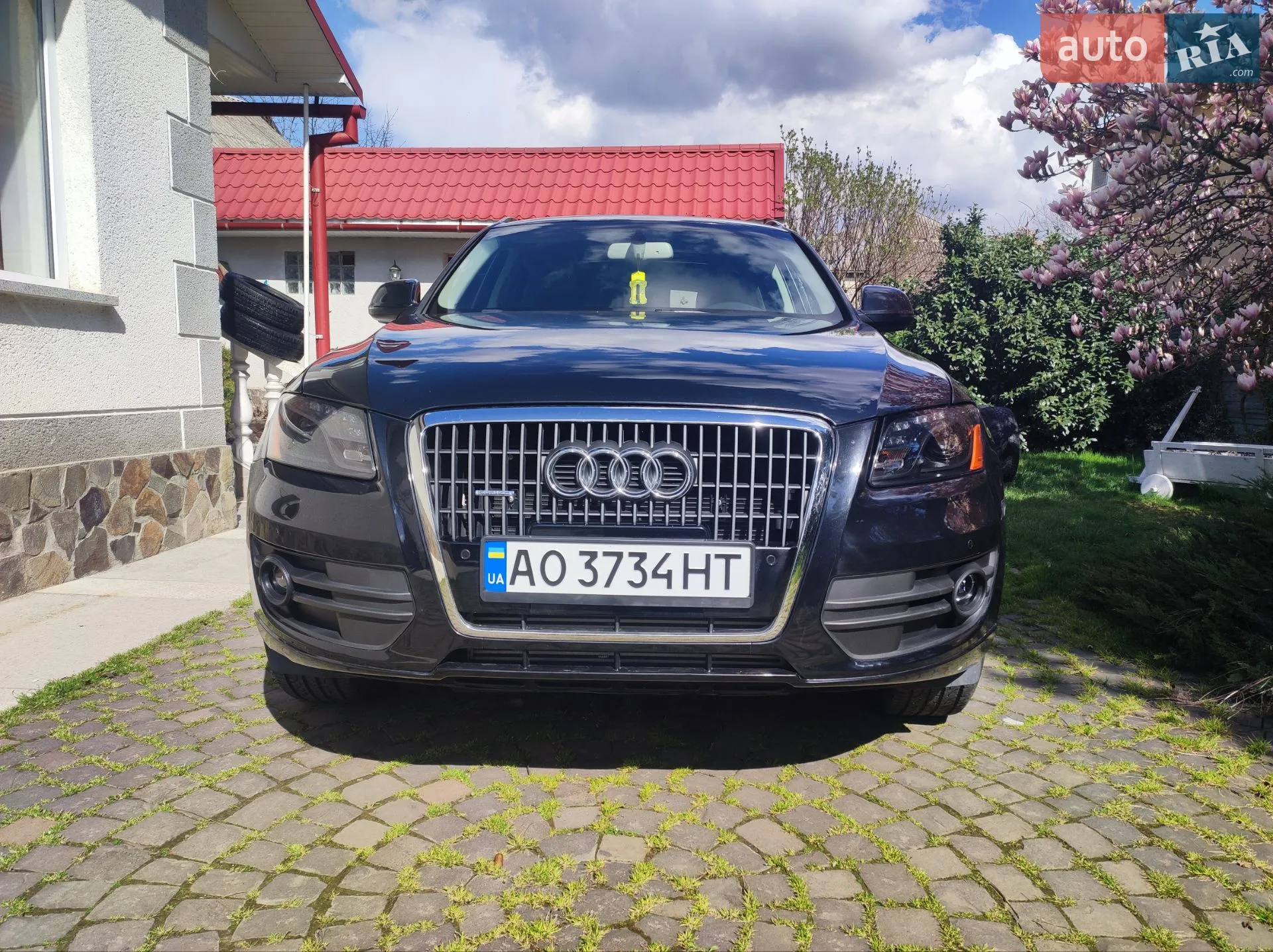 Audi Q5 2012 VIN WA1LFAFP1CA128083 фото оголошення 2 з 33