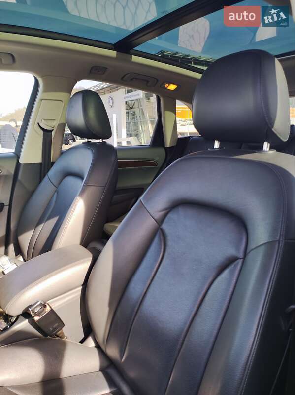 Внедорожник / Кроссовер Audi Q5 2012 в Мукачево