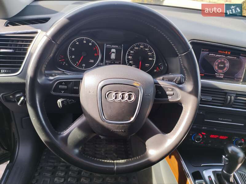 Внедорожник / Кроссовер Audi Q5 2012 в Мукачево