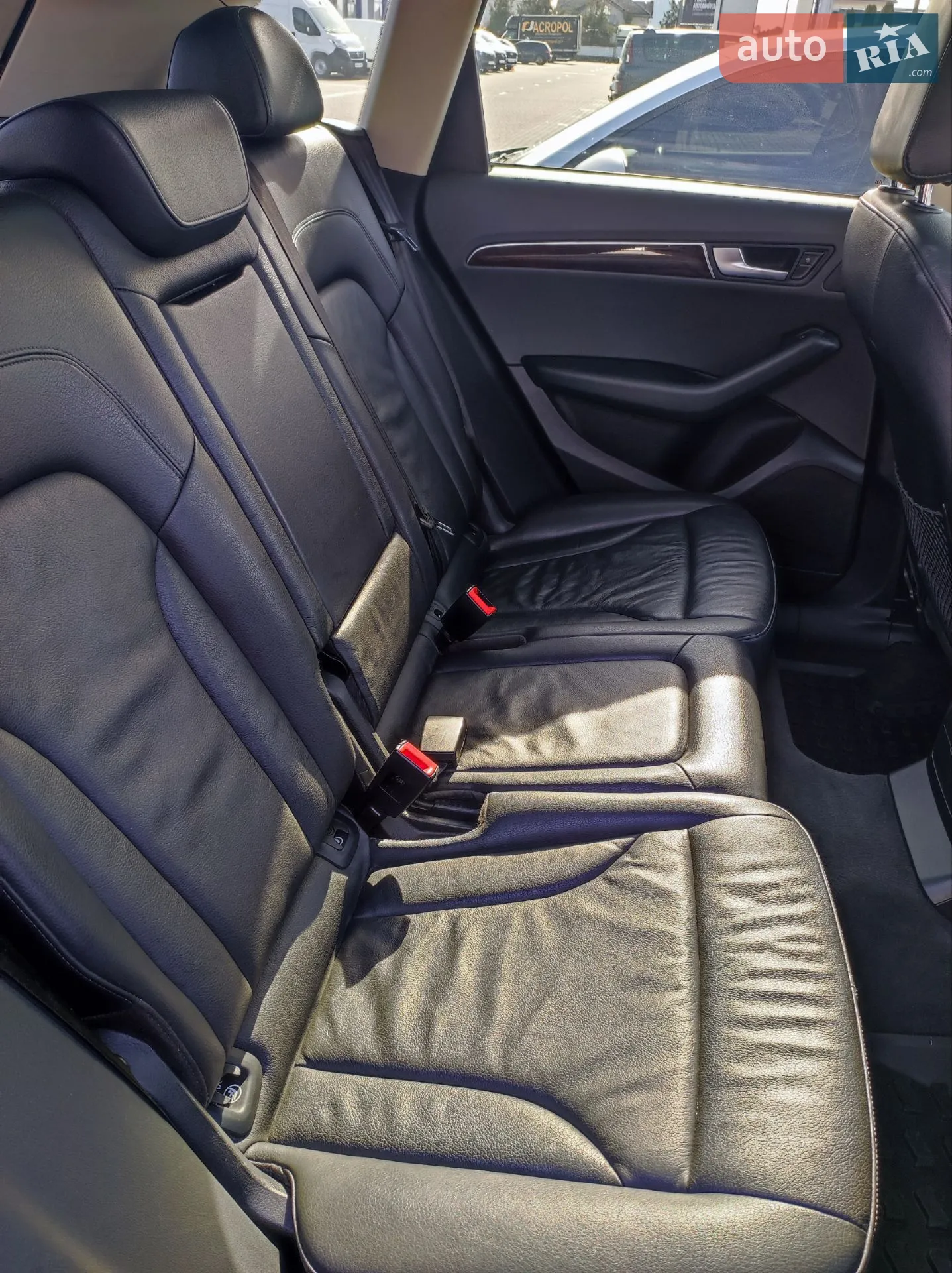 Audi Q5 2012 VIN WA1LFAFP1CA128083 фото оголошення 28 з 33