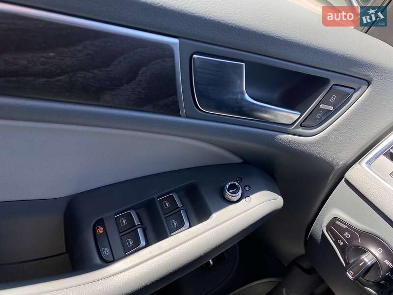 Позашляховик / Кросовер Audi Q5 2015 в Вінниці