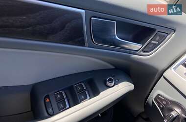 Внедорожник / Кроссовер Audi Q5 2015 в 