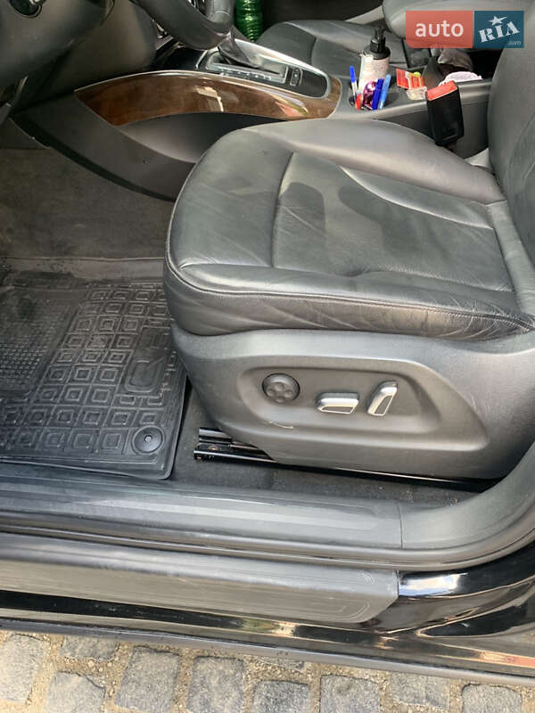 Внедорожник / Кроссовер Audi Q5 2015 в Каменец-Подольском