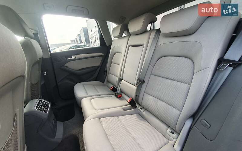 Внедорожник / Кроссовер Audi Q5 2014 в Мукачево