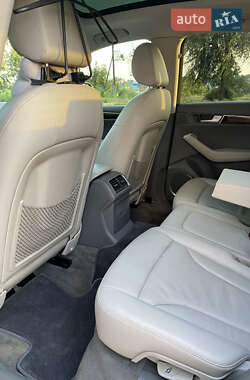 Внедорожник / Кроссовер Audi Q5 2012 в 