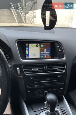 Внедорожник / Кроссовер Audi Q5 2010 в 