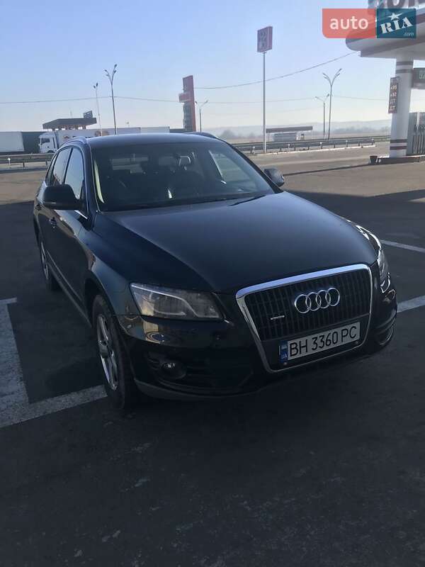 Внедорожник / Кроссовер Audi Q5 2011 в Киеве