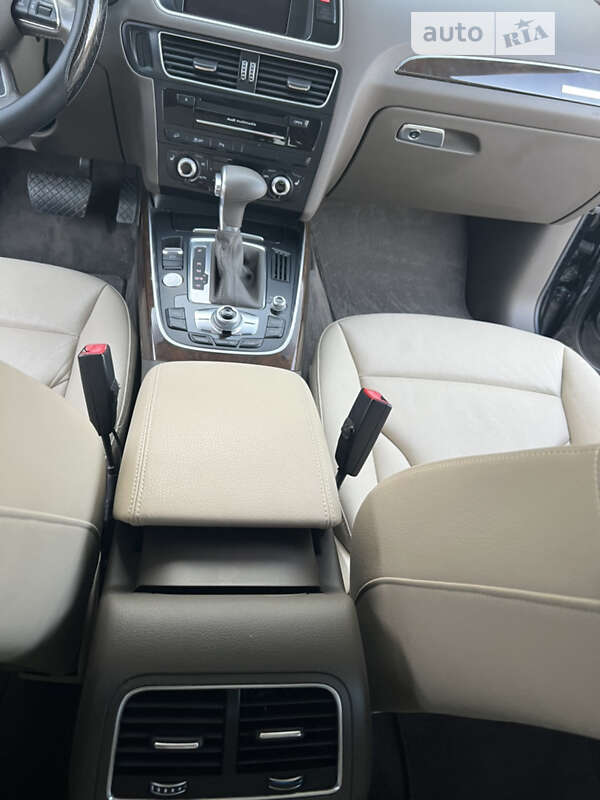 Внедорожник / Кроссовер Audi Q5 2013 в Тернополе