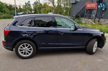 Внедорожник / Кроссовер Audi Q5 2010 в Чернигове