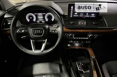 Внедорожник / Кроссовер Audi Q5 2020 в 