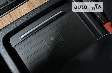 Внедорожник / Кроссовер Audi Q5 2020 в 