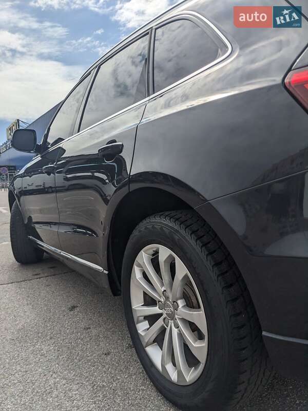 Позашляховик / Кросовер Audi Q5 2015 в Львові