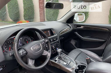 Позашляховик / Кросовер Audi Q5 2014 в 