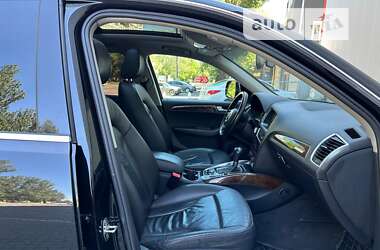 Позашляховик / Кросовер Audi Q5 2011 в 