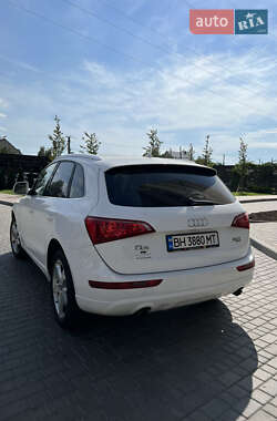 Внедорожник / Кроссовер Audi Q5 2011 в Одессе