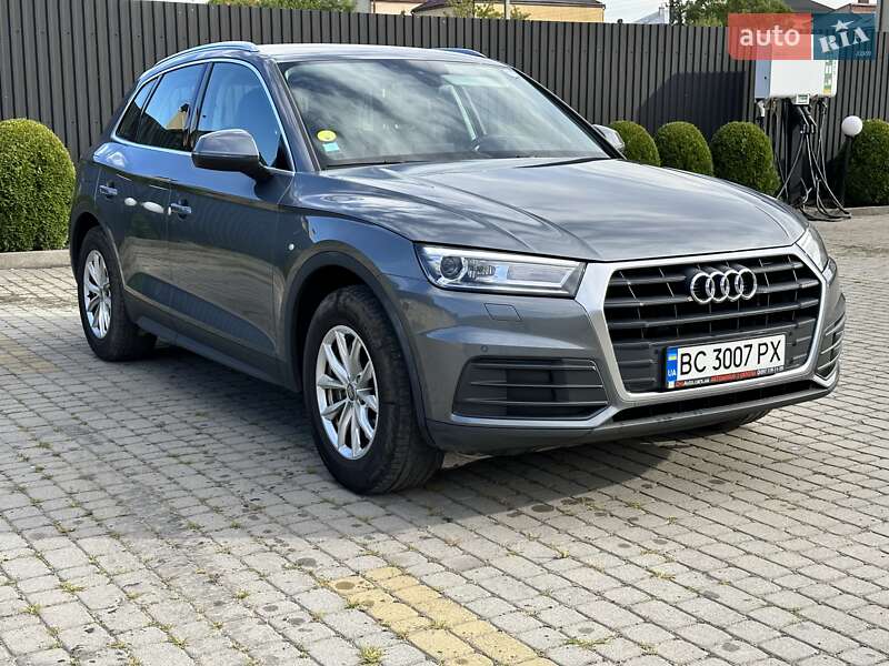 Внедорожник / Кроссовер Audi Q5 2020 в Львове