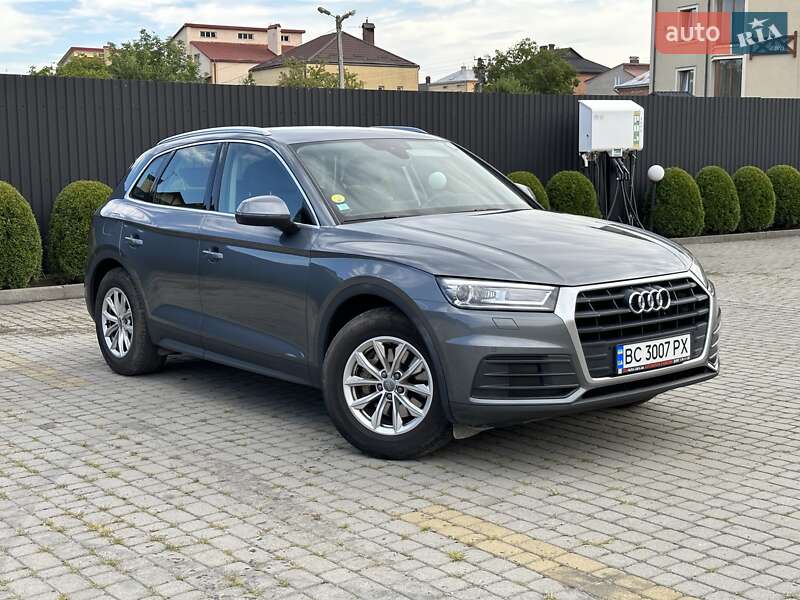 Внедорожник / Кроссовер Audi Q5 2020 в Львове