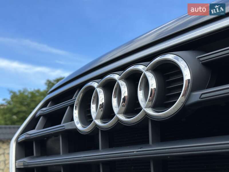 Внедорожник / Кроссовер Audi Q5 2020 в Львове