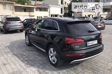 Внедорожник / Кроссовер Audi Q5 2018 в Одессе