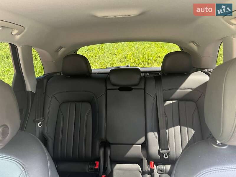Внедорожник / Кроссовер Audi Q5 2018 в Ивано-Франковске фото 22 Внедорожник / Кроссовер Audi Q5 2018 в Ивано-Франковске