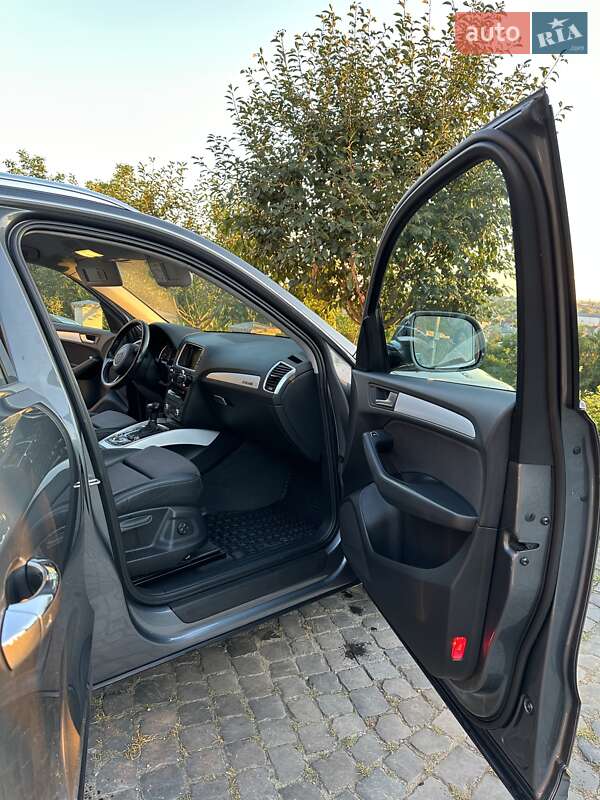 Внедорожник / Кроссовер Audi Q5 2016 в Виноградове