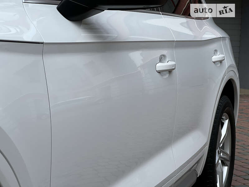 Позашляховик / Кросовер Audi Q5 2017 в Івано-Франківську