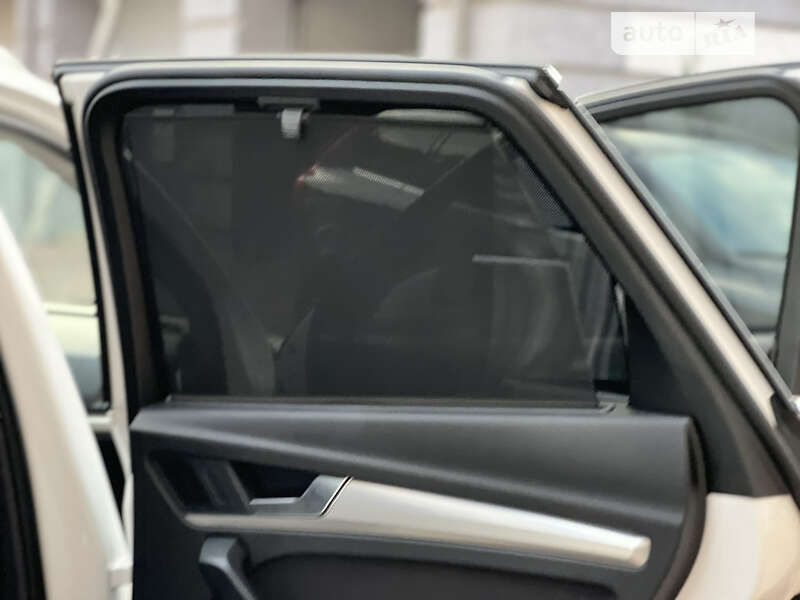 Позашляховик / Кросовер Audi Q5 2017 в Івано-Франківську