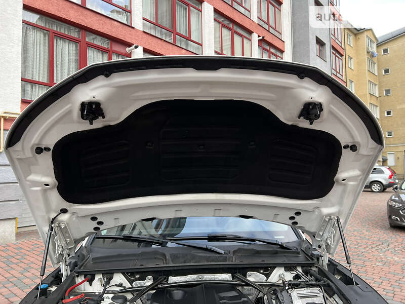 Позашляховик / Кросовер Audi Q5 2017 в Івано-Франківську