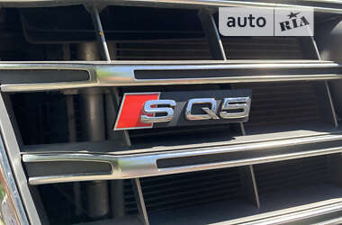 Внедорожник / Кроссовер Audi Q5 2016 в 