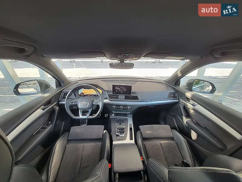 Позашляховик / Кросовер Audi Q5 2017 в Києві