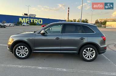 Внедорожник / Кроссовер Audi Q5 2015 в 