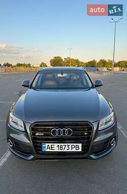 Внедорожник / Кроссовер Audi Q5 2015 в 