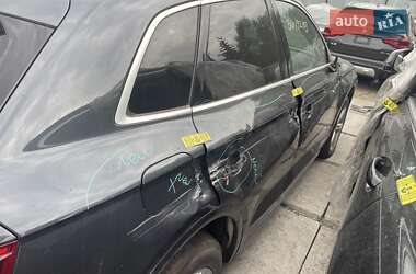 Позашляховик / Кросовер Audi Q5 2021 в 