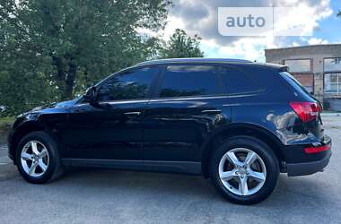 Внедорожник / Кроссовер Audi Q5 2016 в 