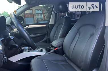 Внедорожник / Кроссовер Audi Q5 2016 в 