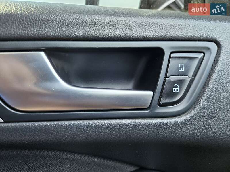 Внедорожник / Кроссовер Audi Q5 2016 в Черновцах