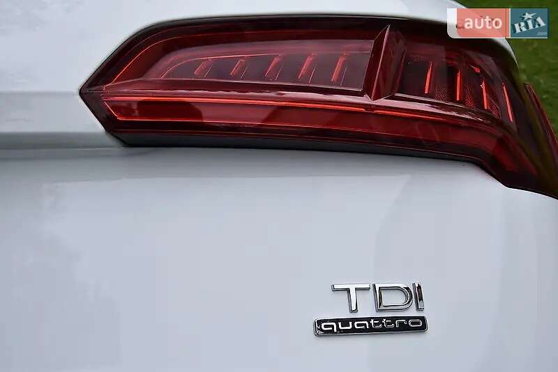 Позашляховик / Кросовер Audi Q5 2018 в Івано-Франківську фото 19 Позашляховик / Кросовер Audi Q5 2018 в Івано-Франківську