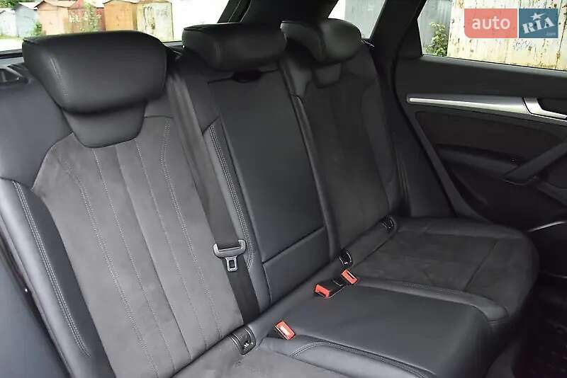 Позашляховик / Кросовер Audi Q5 2018 в Івано-Франківську фото 45 Позашляховик / Кросовер Audi Q5 2018 в Івано-Франківську