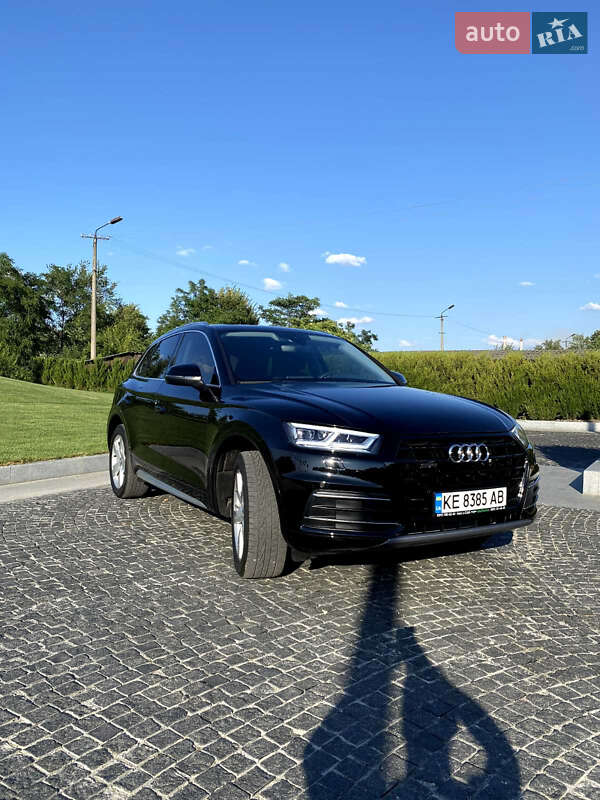 Внедорожник / Кроссовер Audi Q5 2018 в Днепре