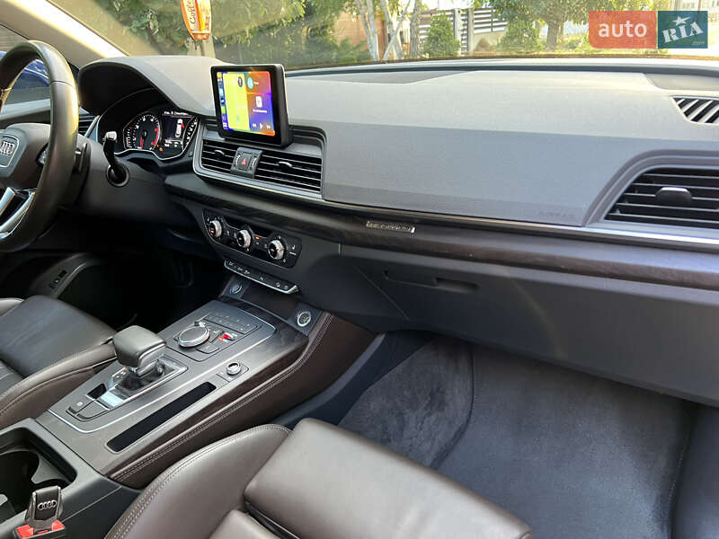 Позашляховик / Кросовер Audi Q5 2018 в Одесі