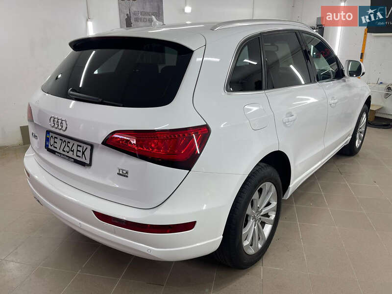 Внедорожник / Кроссовер Audi Q5 2013 в Черновцах