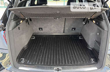 Внедорожник / Кроссовер Audi Q5 2016 в 