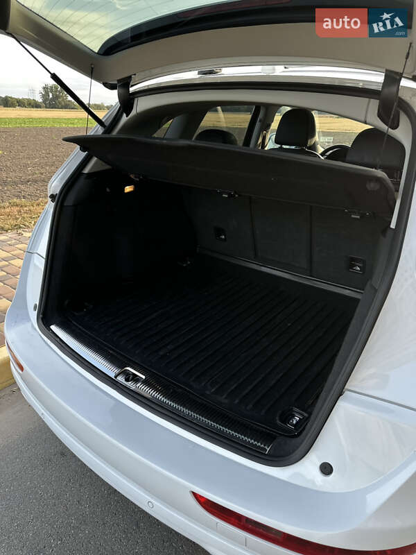 Внедорожник / Кроссовер Audi Q5 2015 в Киеве