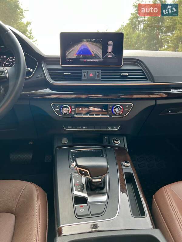 Внедорожник / Кроссовер Audi Q5 2018 в Смеле