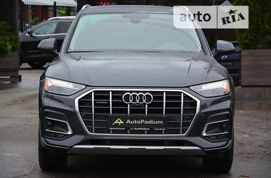 Внедорожник / Кроссовер Audi Q5 2021 в 